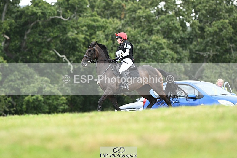 240825X-180502-38119 - 80cm XC 17.30 to End