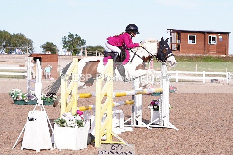 250629-190530-13971 - Cls 35 Graham Heath 128cm and 138cm