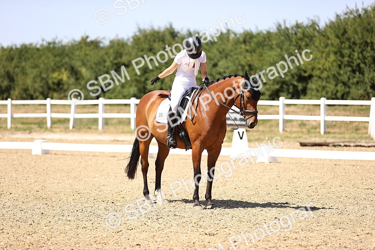 SBM_012379 - Novice 5 - 13.05-14.36