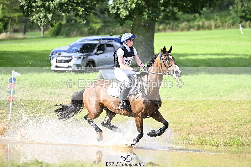 240804-180232-19178 - 755-Amber_Williams-THE_EMERALD_LILY