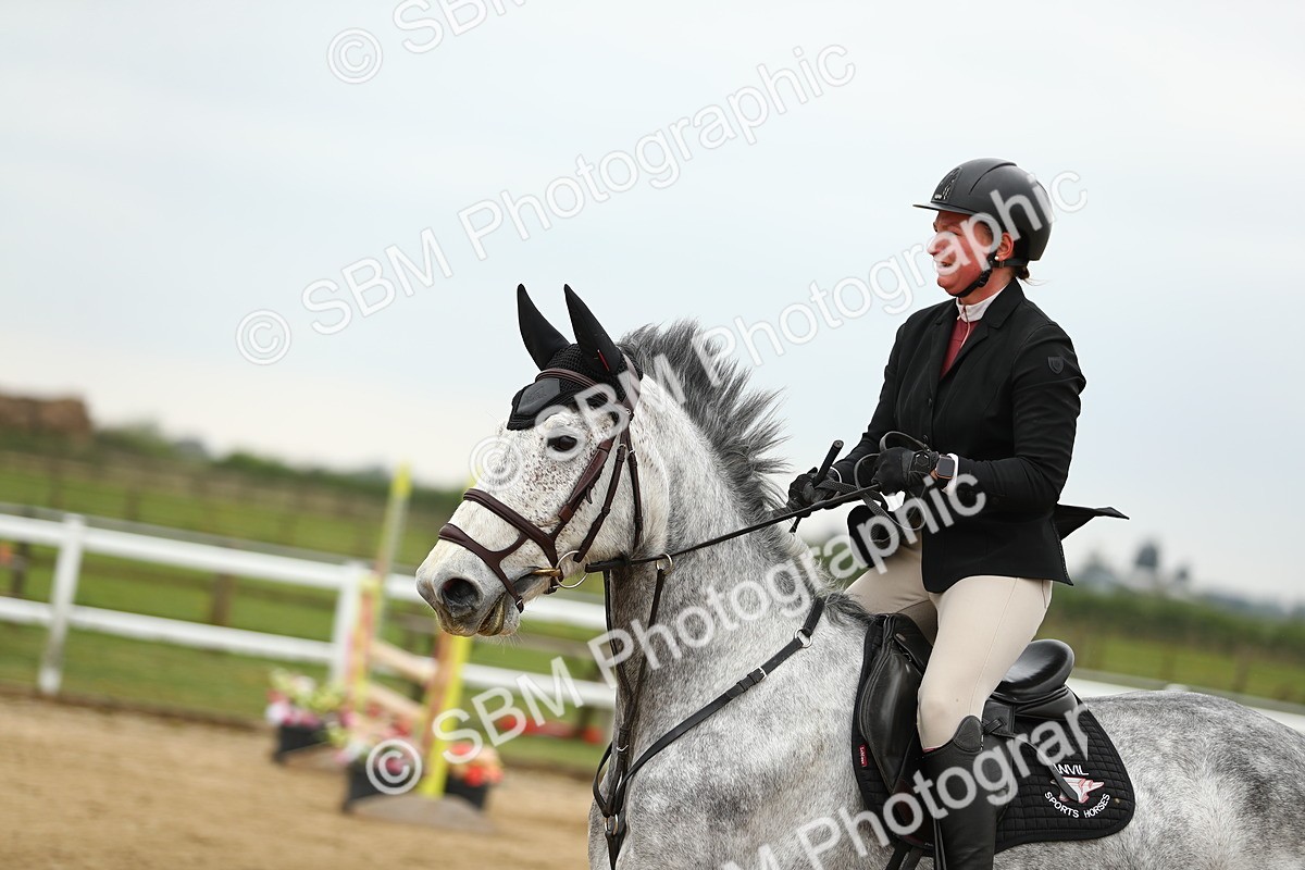 SBM_000570 - Class 2 - Senior British Novice 90cm