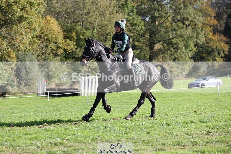 241026-131432-13784 - 421-Marie.Webber-BENNY'S.DOUBLE.DIAMOND