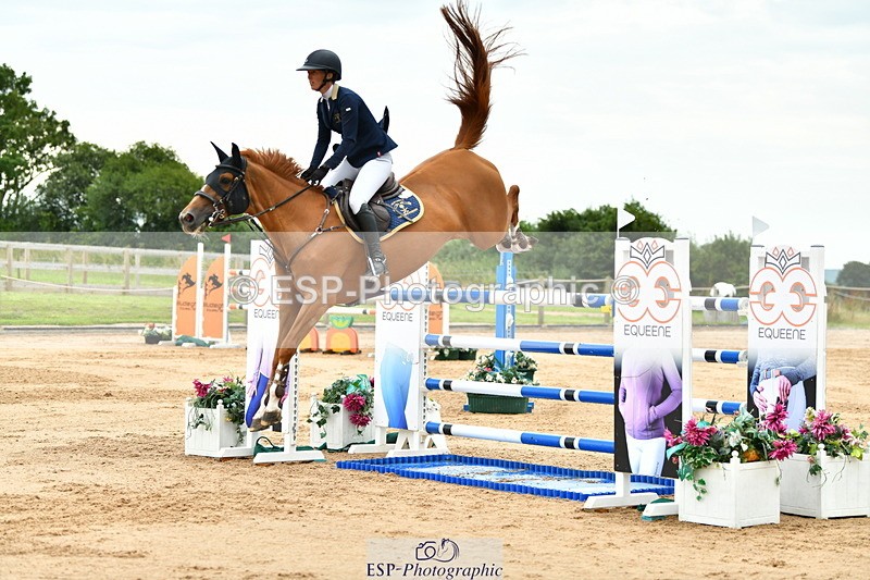 230720A-151804-03798 - Cls 9, 2 Star Big 1.40m Start to break