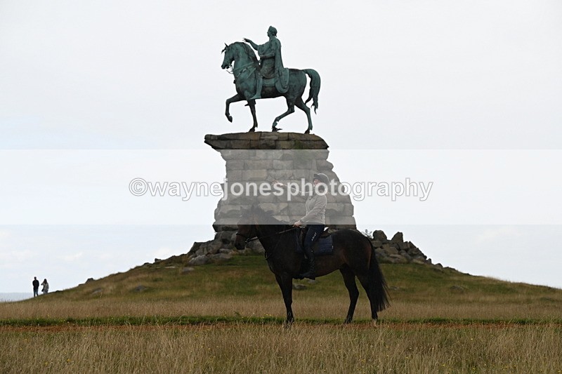 DSC_8310 - Time at Statue 13:52 to 14:33