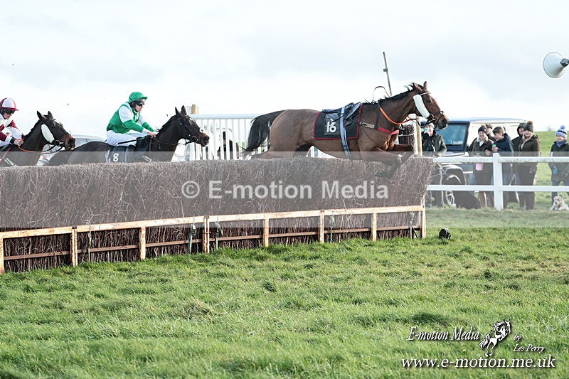 PtP 141225  1880 - New Forest Hounds PtP Larkhill 14/12/25