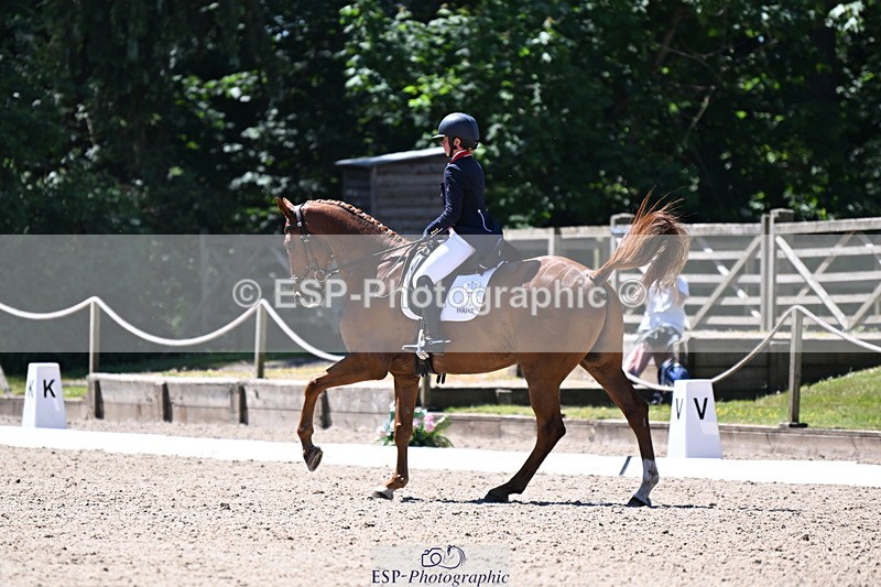 250522A-122430-03719 - C-202-Kitty.King-MBF.REDHOUSE.EVOQUE