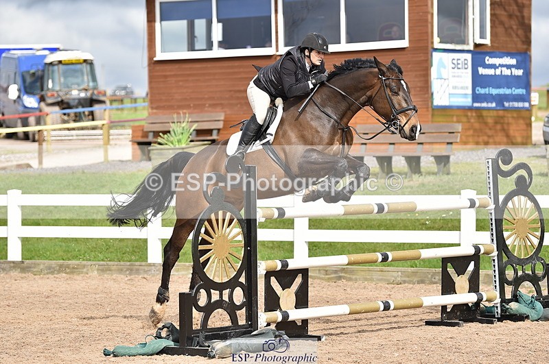 240403A-152458-00962 - Cls 5 Foxhunter and 1.20m Open