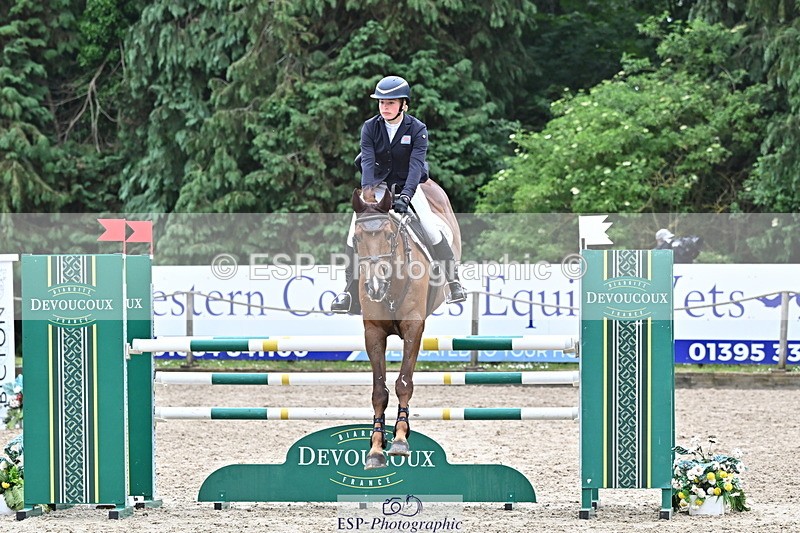 250524A-130626-11206 - D-402-Isabelle.Cook-CYMOON.F.Z