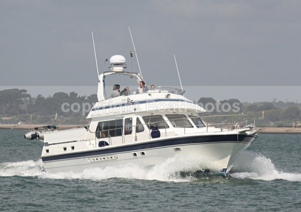 090502 ROSMOR TRADER 47 IMG_6011 - Flybridge Cruisers