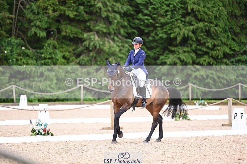 240524-114708-09023 - 521-DIVALI-Elaine_Pen