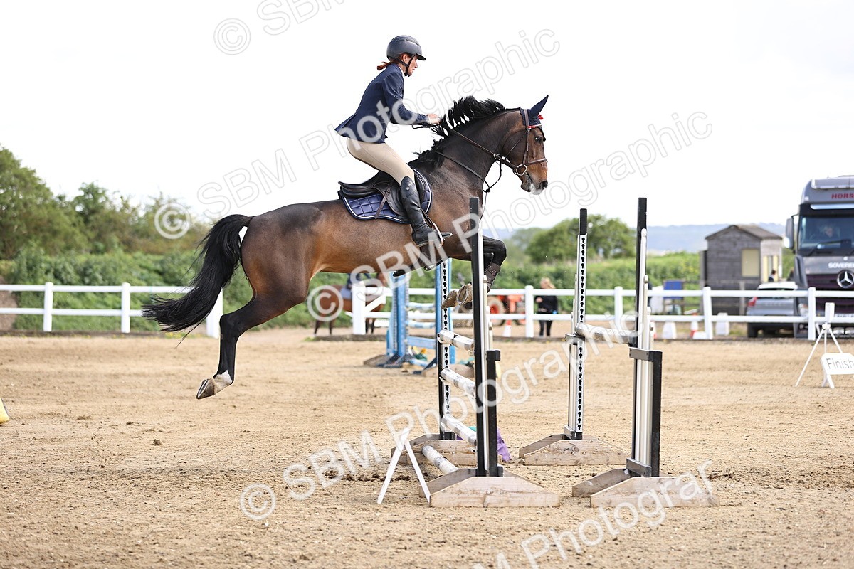 SBM_004070 - Class 17 - Senior Newcomers - 1.10m