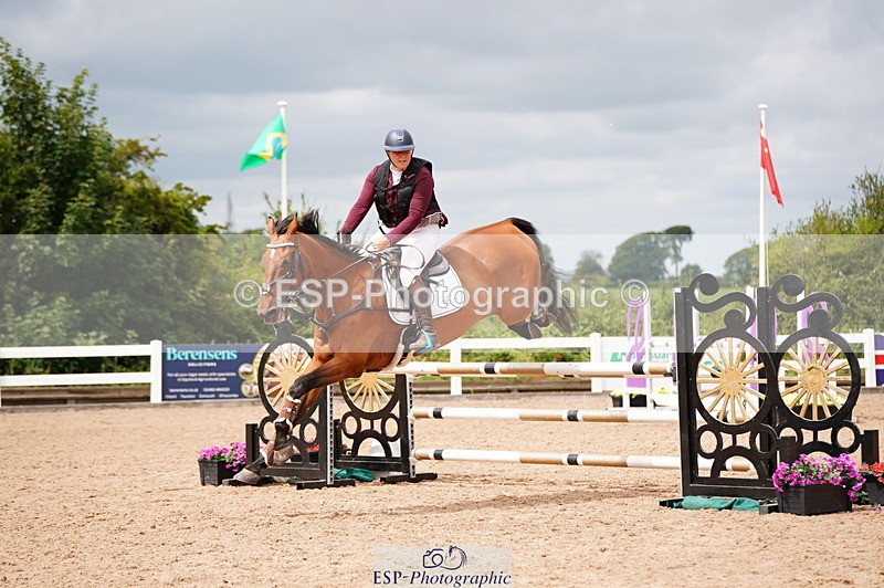 240804A-124310-10892 - Cls 51 1.05m Amateur Qualifier