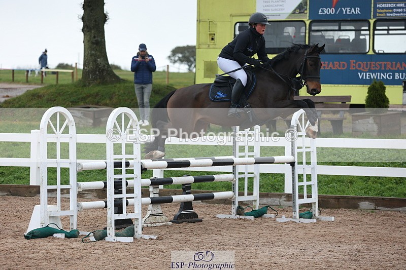 231112A-095402-03111 - Cls 17 Blue Chip Novice Winter Qualifier