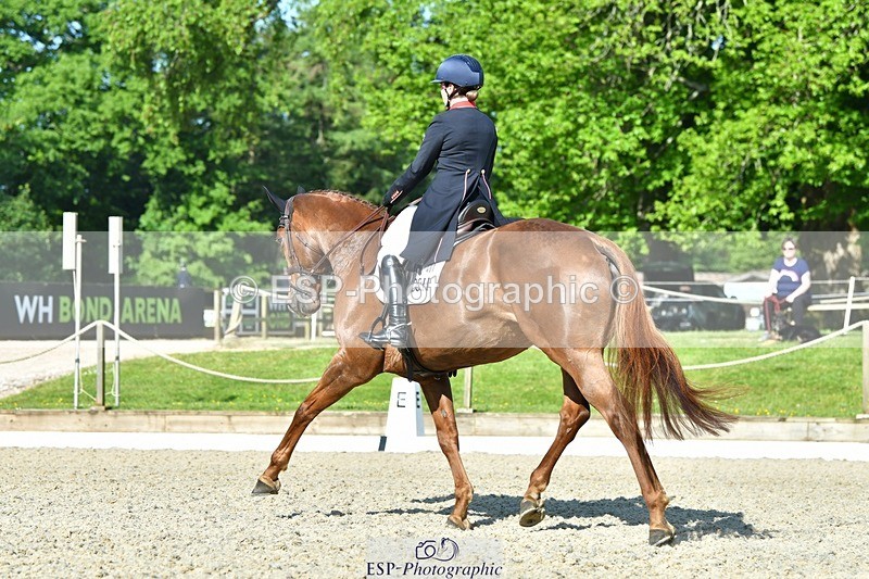 230525-085957-03664 - 401-BLING-Laura_Collett-DR