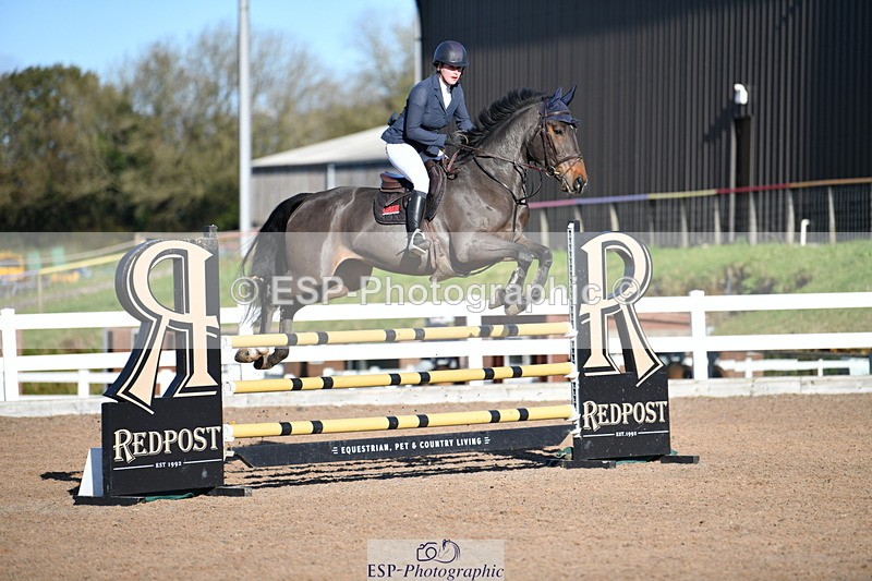 231110A-131809-00514 - Cls 5 Newcomers & 1.10m Open