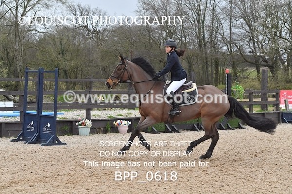 BPP_0618 - CLASS 4 Senior BritiNovice/ 90cm Open