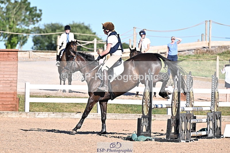 250708A-182334-00502 - 90cm Classes