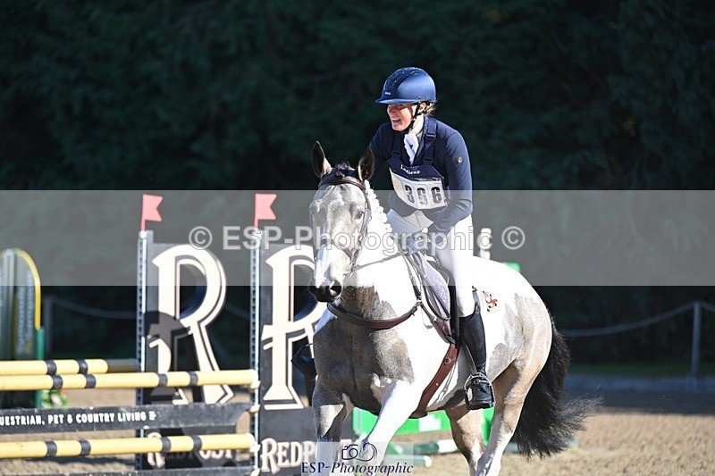 241027-104940-16477 - 366-Chloe.Robinson-BRACKENSPA'S.KEEP.A.SECRET