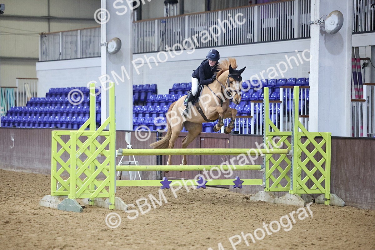 SBM_003149 - Class 11 - Blue Chip Pony Newcomers - 1.00m Open