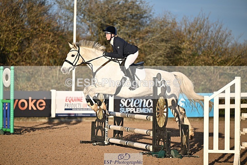 251126-090958-00021 - Cls 0 + 1, Clear Round, British Novice and 90cm