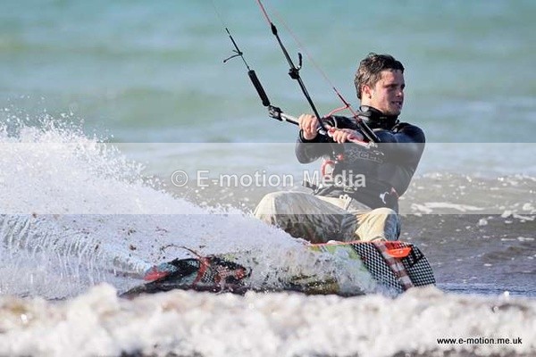 KS 290509 2a - Kite Surfing