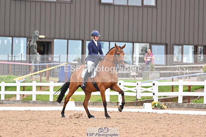 240817A-154605-10357 - 316-Hannah.Drinkwater-Sonnetti