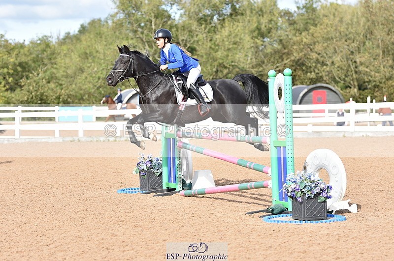 231015A-131518-08266 - Cls 25 95cm Amateur Q 2nd R