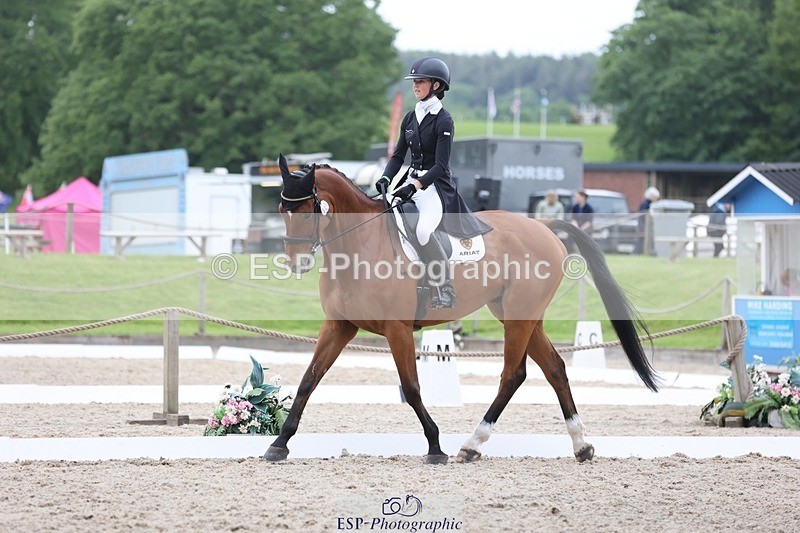 240523-180327-06303 - 329-GLOBAL_AMARETTO-Charlotte_Agnew