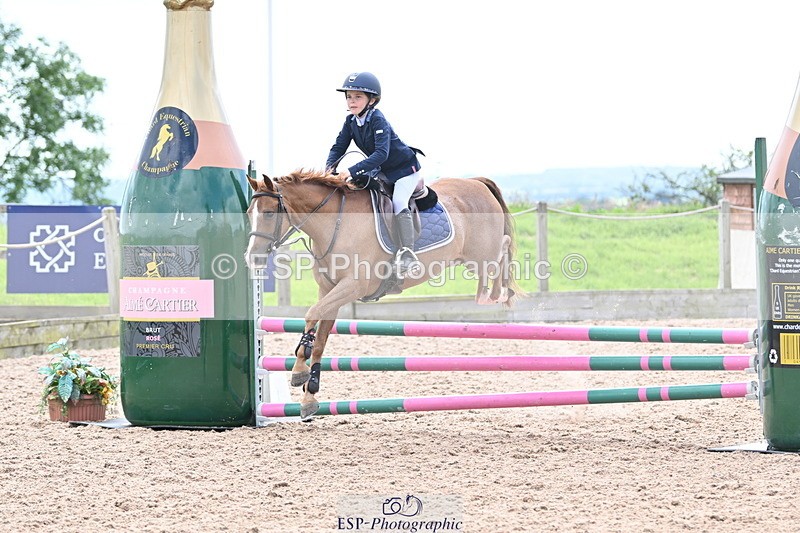 240628A-160854-01367 - Cls 5 Stepping Stones 128cm + 138cm