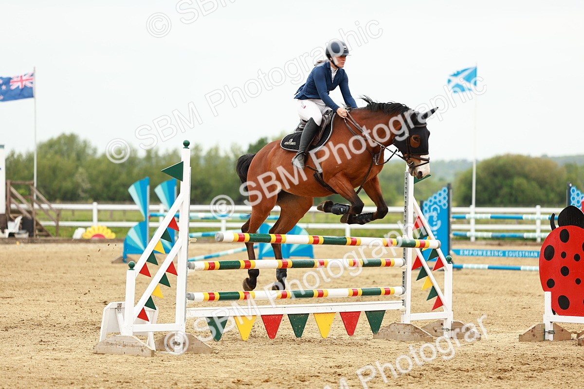 SBM_001024 - Class 5 - Senior Foxhunters - 1.20m
