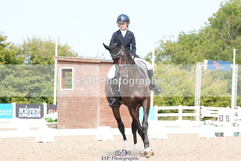 250815-114056-00917 - 010-Beatrice.ButterworthIvo.II