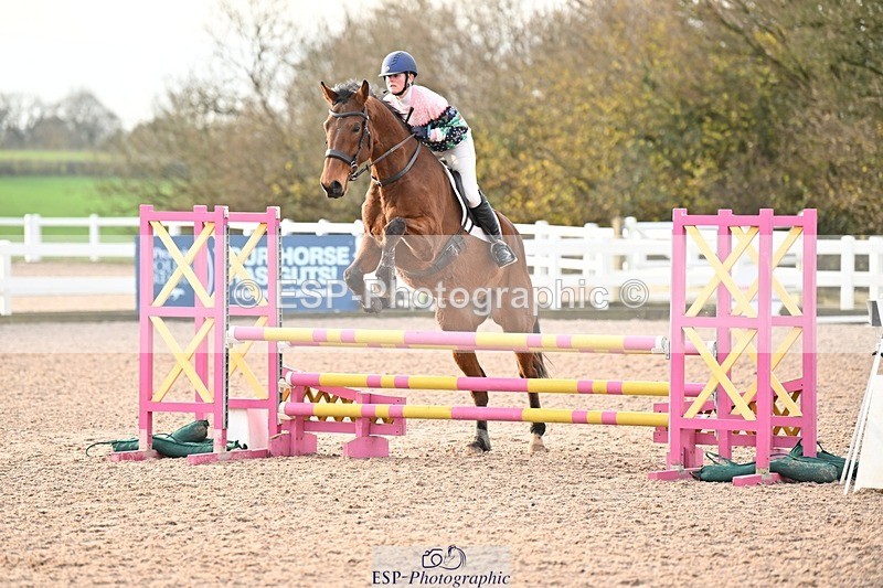 241206-095045-00098 - Cls 2 British Novice and 90cm Open