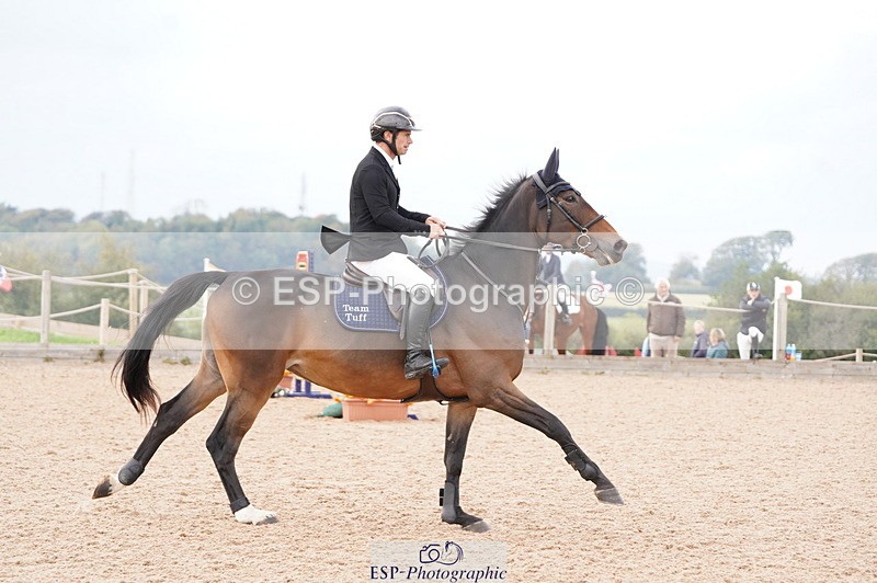 241004A-143224-00736 - Fri 04 Snr Fox & 1.20m Open