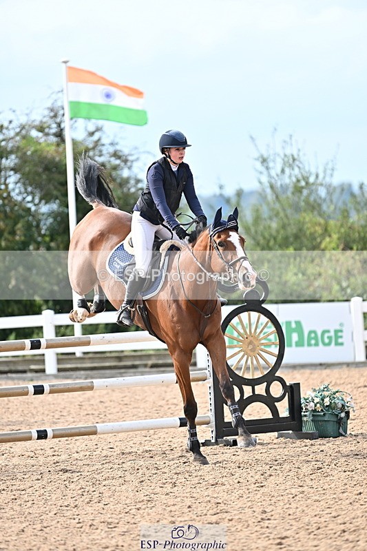 241004A-134034-02300 - Fri 10 1.05m amateur Quals