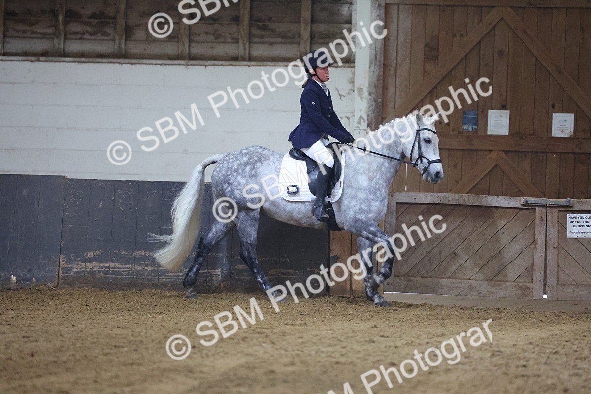 SBM_003045 - Class 9-10 - MQ U21 Open Novice 1