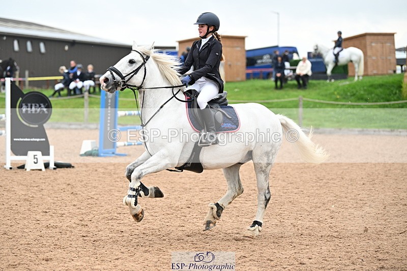 240907A-144031-02420 - Cls 4 Pony Big Team 95cm & 1.05m