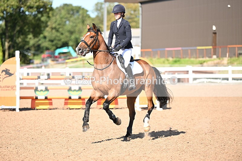 240914A-151313-07990 - Cls 25-S 1.10m Amateur Qualifier