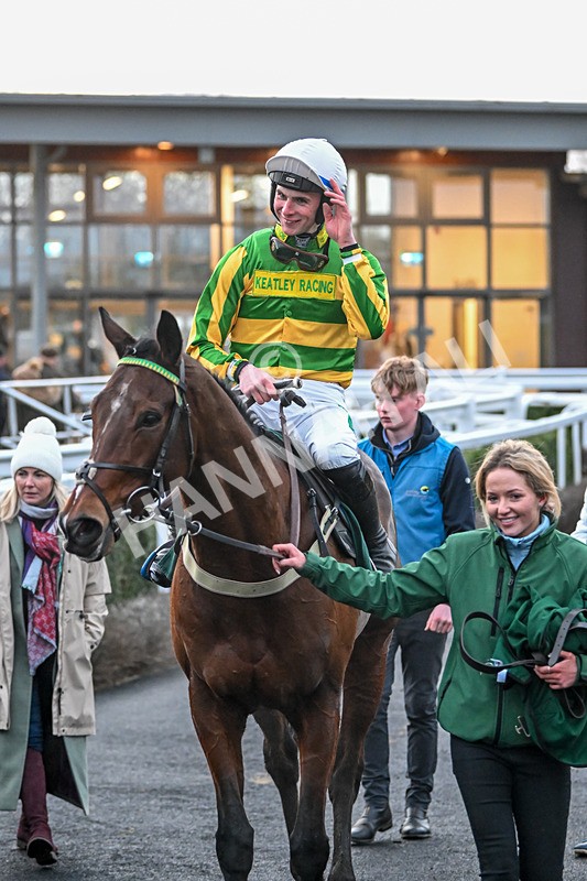 010125-Race 6-Maghlaak-6718 - Race 6