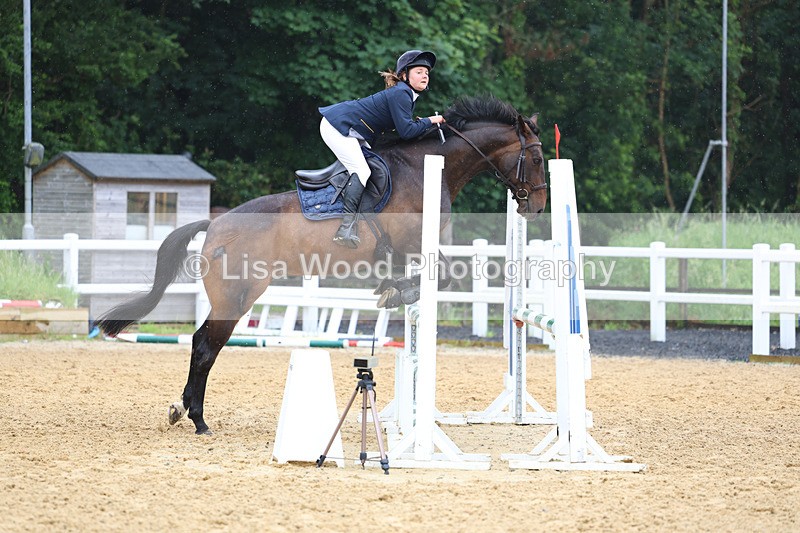 3E7A5408 - Class 4: Senior British Novice/90cm open