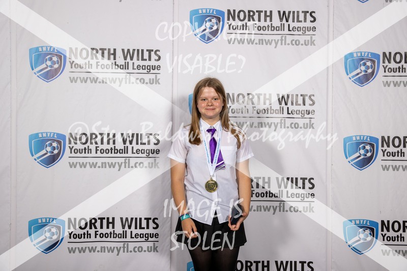 1DX30241 - Div 1 FC Abbey Meads Purple Girls