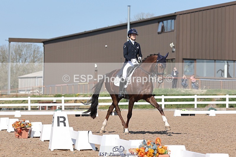 250405-150602-11545 - 131-Francesca.Cawley-Dame.Blanche