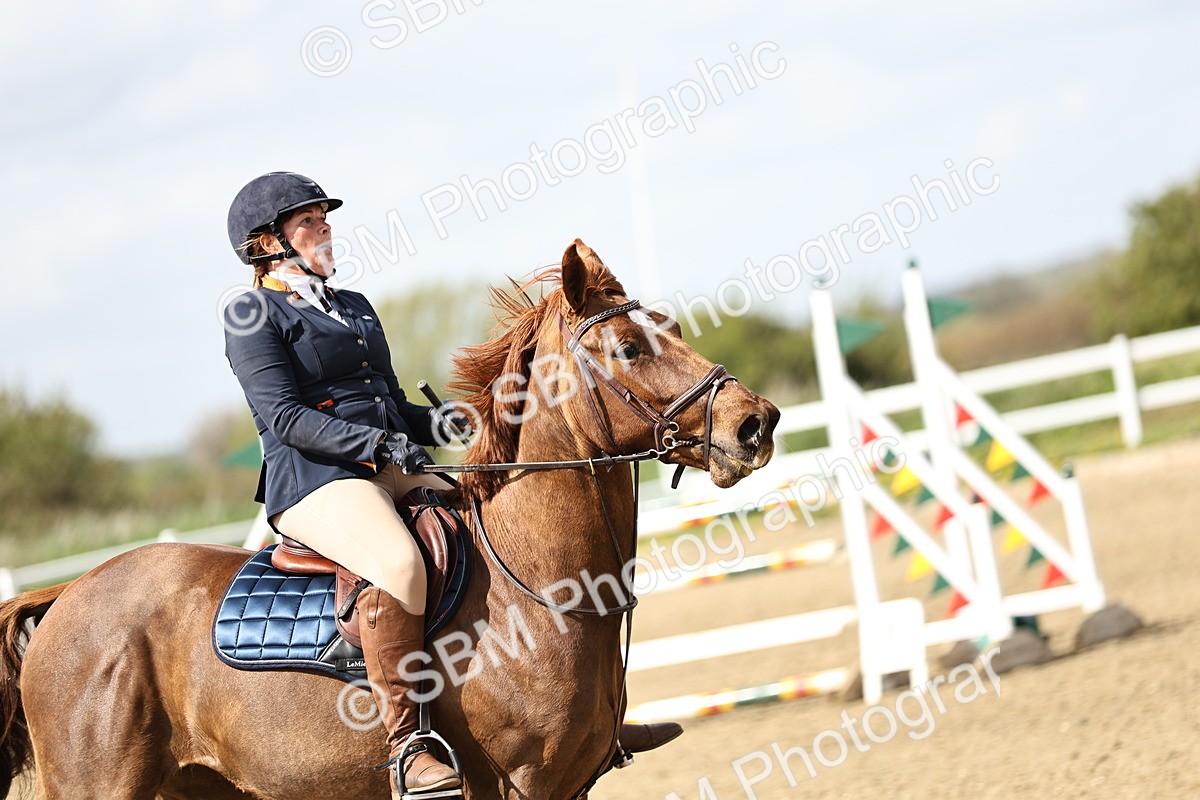 SBM_001173 - Class 4 - Senior Newcomers - 1.10m