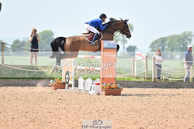 240510A-145623-08184 - Cls 23 Talent Seeker Inc 7yr old 14.10 to Finish