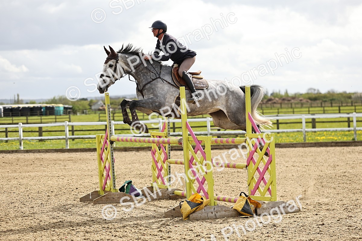 SBM_001442 - Class 5 -Senior Foxhunter - 1.20m