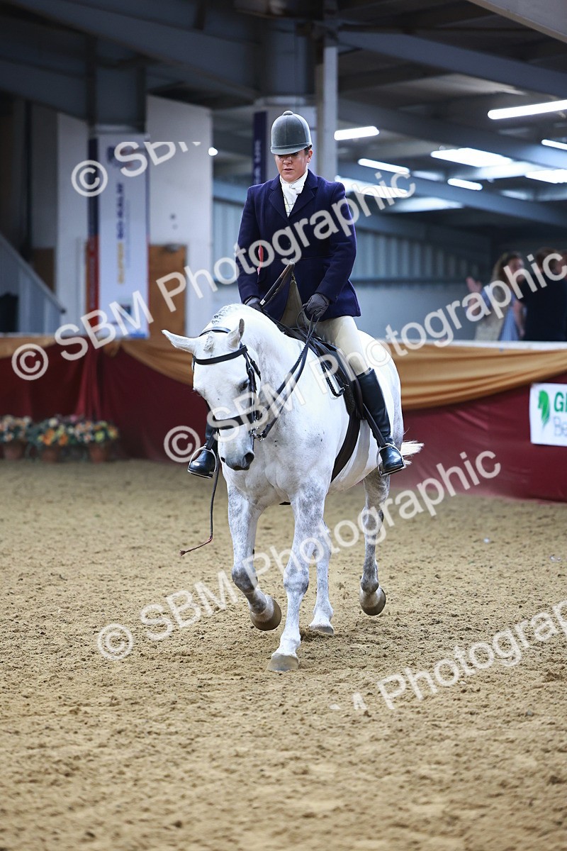SBM_23370 - class 906 - Supreme Final - Ridden Pre Vet