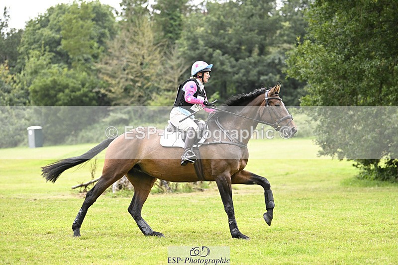 240825X-180954-38333 - 80cm XC 17.30 to End