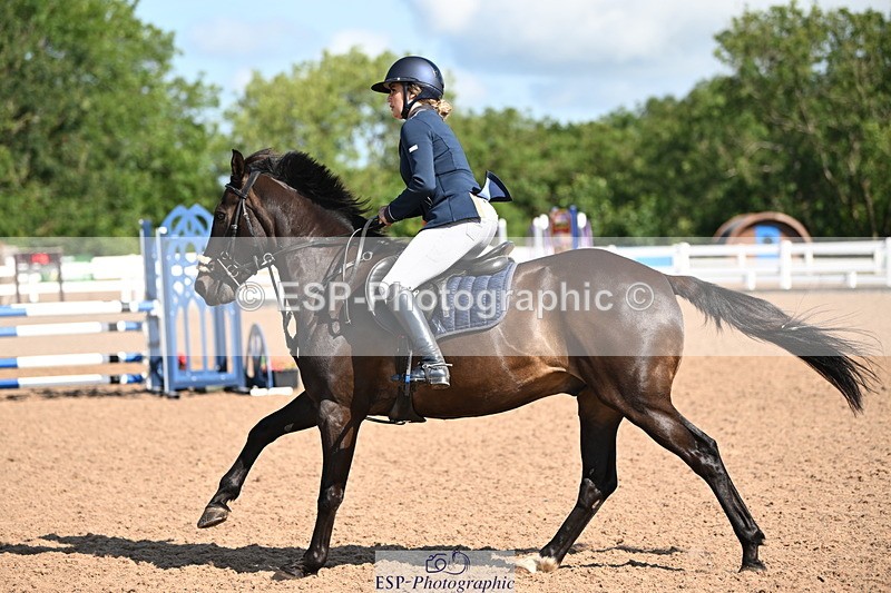 240728A-100231-07770 - Cls 33 Snr British Novice and 90cm Open