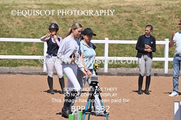 BPP_1532 - THU CLASS 3 Scottish Branch North West Junior Championship **Viewing/Selection class for 148 teams**