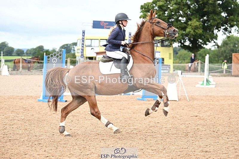 240908A-133630-04031 - Cls 15 U21 Intro 90cm-1.00m  Team Comp