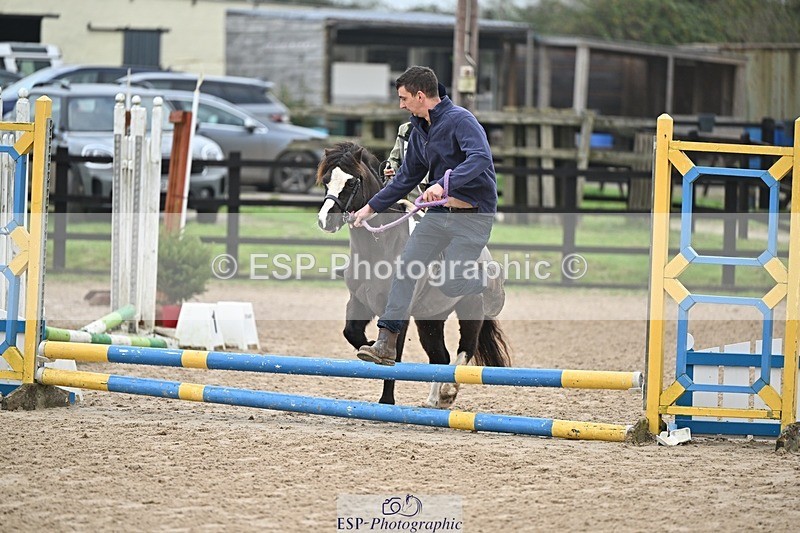 241110-093237-00006 - 40cm Showjumping